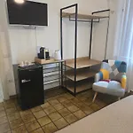 Claudia's House Πανσιόν 3*